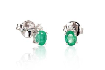 Gold classic studs earrings 