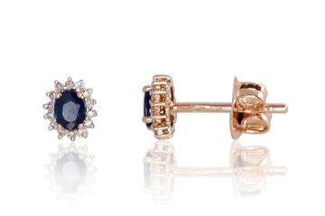 Gold classic studs earrings 