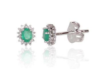 Gold classic studs earrings 