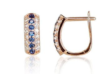 Gold earrings with 'english' lock 