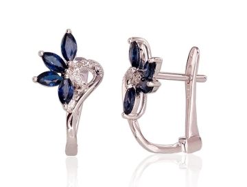 Gold earrings with 'english' lock 