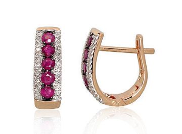 Gold earrings with 'english' lock 