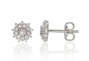 Gold classic studs earrings 