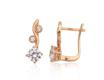 Gold earrings with 'english' lock 