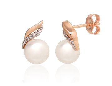 Gold classic studs earrings 