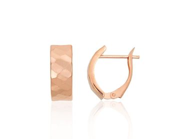 Gold earrings with 'english' lock 