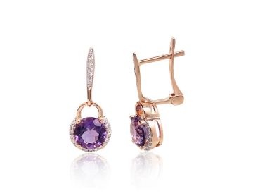 Gold earrings with 'english' lock 