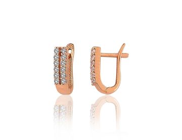 Gold earrings with 'english' lock 
