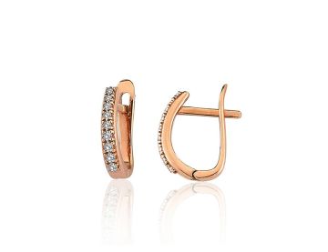 Gold earrings with 'english' lock 