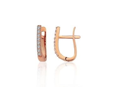 Gold earrings with 'english' lock 