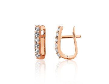 Gold earrings with 'english' lock 