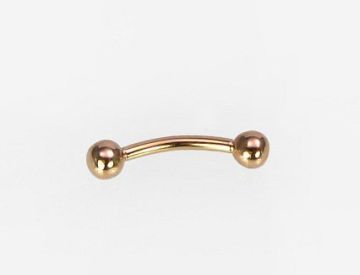 Goldenes Piercing für die Augenbraue 