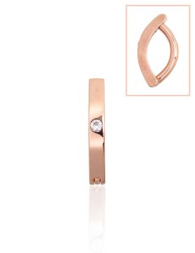 Goldenes Piercing für die Bauchnabel 