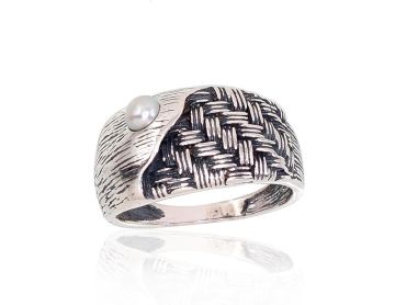 Silver ring 