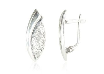 Silver earrings with 'english' lock 