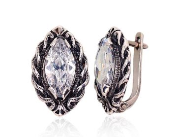 Silver earrings with 'english' lock 