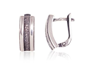 Silver earrings with 'english' lock 