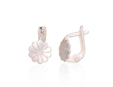 Silver earrings with 'english' lock 