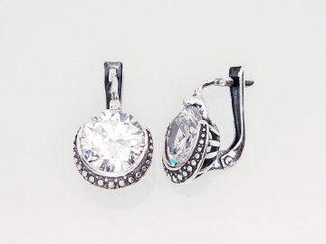 Silver earrings with 'english' lock 