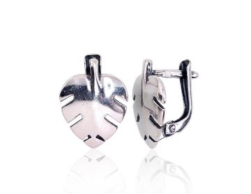 Silver earrings with 'english' lock 