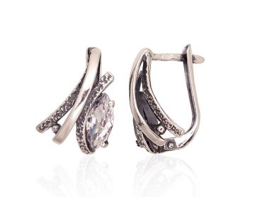 Silver earrings with 'english' lock 