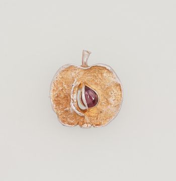Silver brooch 