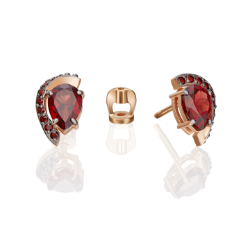 Earrings in red gold of 585 assay value with garnet 