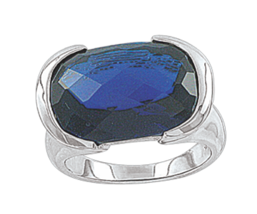 Silver ring with zirconia 