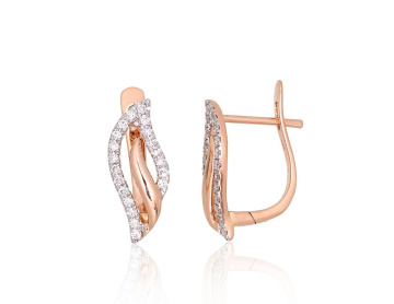 Goldene Ohrringe mit englischem Verschluss 