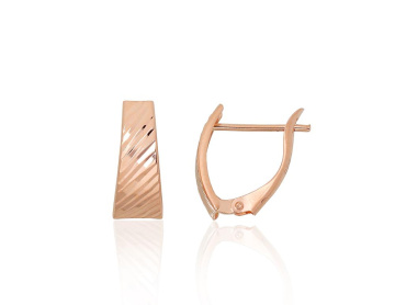 Goldene Ohrringe mit englischem Verschluss 