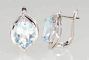 Silver earrings with blue topaz 
