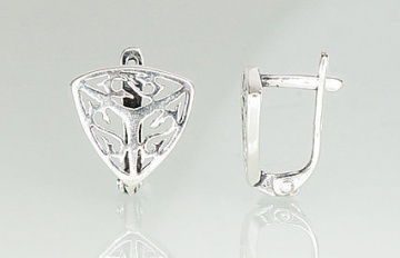 Silver earrings with 'english' lock 