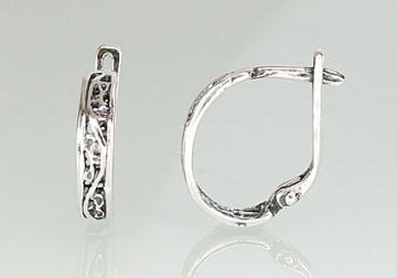 Silver earrings with 'english' lock 