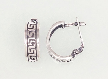 Silver earrings with 'english' lock 