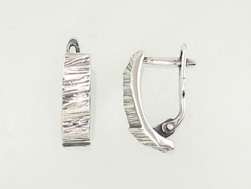 Silver earrings with 'english' lock 