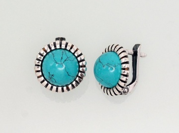 Silver earrings with 'english' lock 