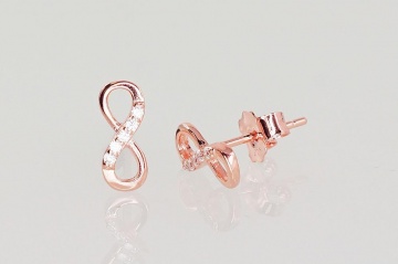 Silver stud earrings 