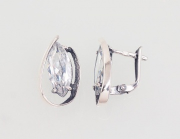 Серебряные серьги на английском замке 