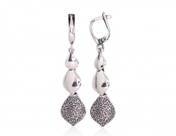 Silver earrings with 'english' lock 