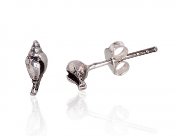 Silver stud earrings 