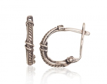 Silver earrings with 'english' lock 