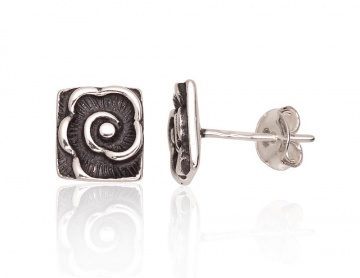 Silver stud earrings 