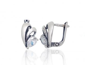 Silver earrings with 'english' lock 