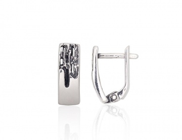 Silver earrings with 'english' lock 