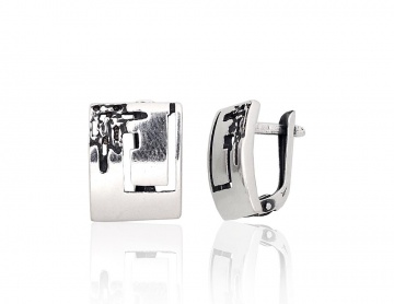 Silver earrings with 'english' lock 