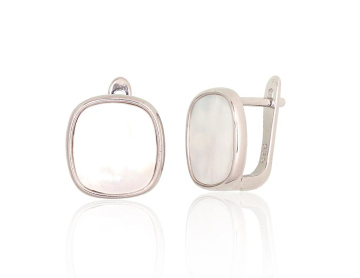 Silver earrings with 'english' lock 