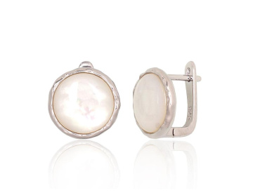 Silver earrings with 'english' lock 