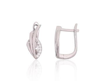 Silver earrings with 'english' lock 