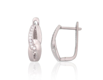 Silver earrings with 'english' lock 