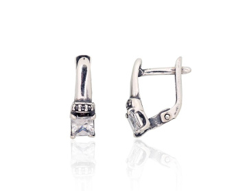 Silver earrings with 'english' lock 